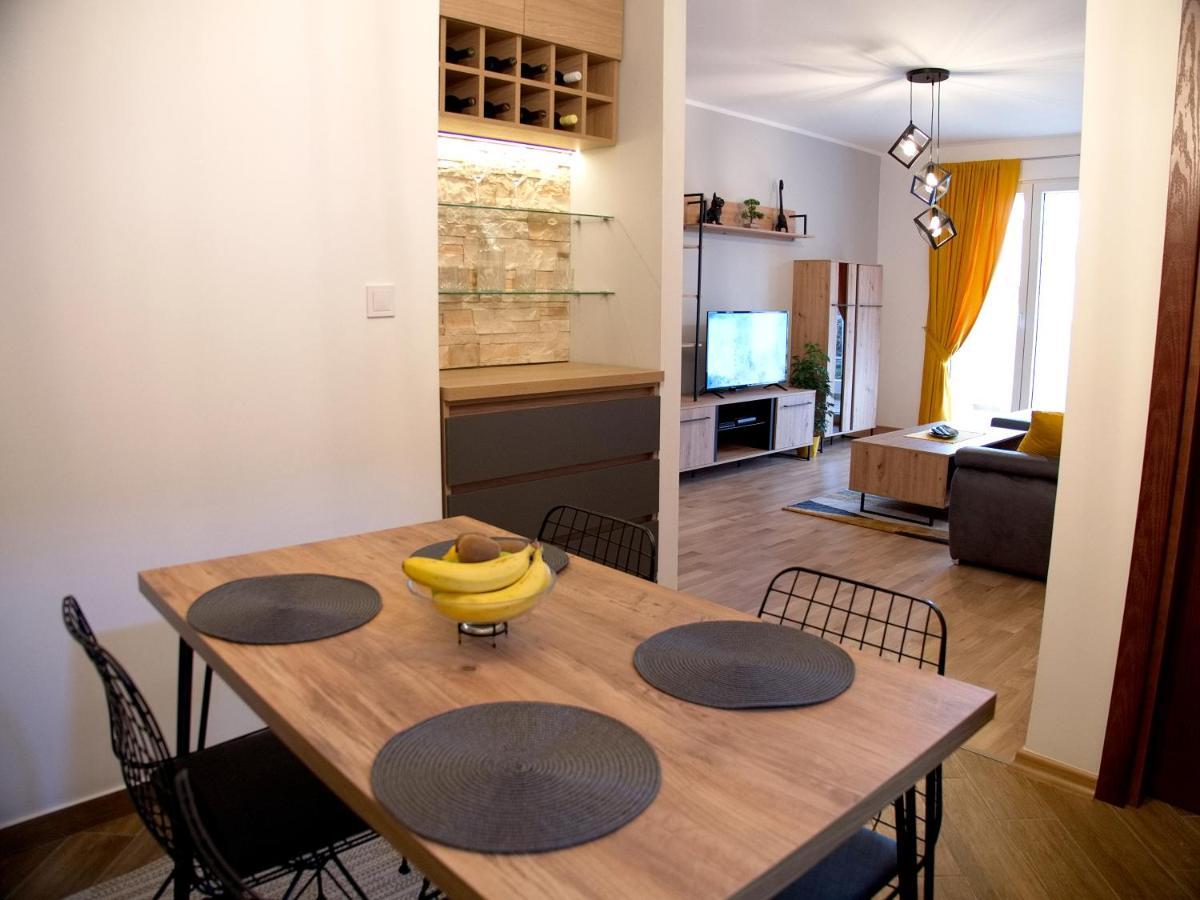 Adriatic Apartment บาร์ ภายนอก รูปภาพ