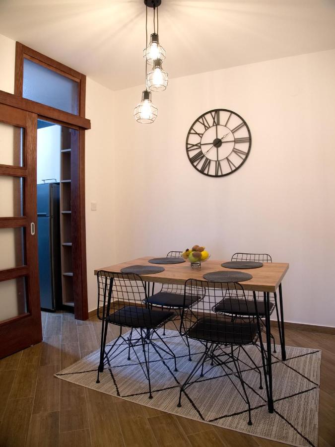 Adriatic Apartment บาร์ ภายนอก รูปภาพ